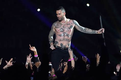 adam levine nude|Adam Levine Shirtless Scene in Super Bowl